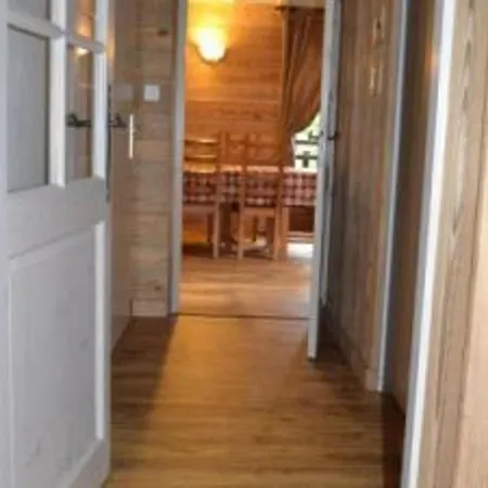 Confortable, Proche Des Pistes De Ski, Avec Jardin, Terrasses Couvertes Et Wi-fi A - Fr-1-589-86 * La Bresse