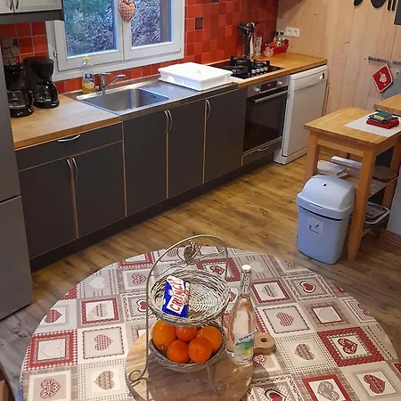 Holiday home Confortable, Proche Des Pistes De Ski, Avec Jardin, Terrasses Couvertes Et Wi-fi A - Fr-1-589-86 *