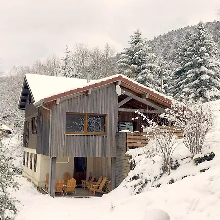 Confortable, Proche Des Pistes De Ski, Avec Jardin, Terrasses Couvertes Et Wi-fi A - Fr-1-589-86 Vakantiehuis *