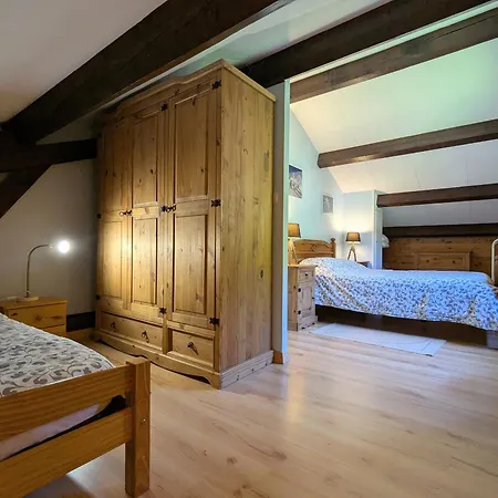 Confortable, Proche Des Pistes De Ski, Avec Jardin, Terrasses Couvertes Et Wi-fi à - Fr-1-589-86 *