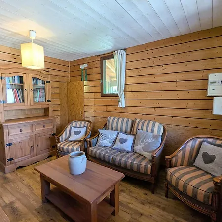 Casa de Campo Confortable, Proche Des Pistes De Ski, Avec Jardin, Terrasses Couvertes Et Wi-fi à - Fr-1-589-86