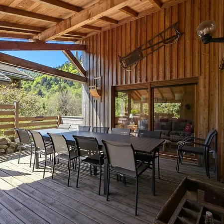 Casa de Campo Confortable, Proche Des Pistes De Ski, Avec Jardin, Terrasses Couvertes Et Wi-fi à - Fr-1-589-86