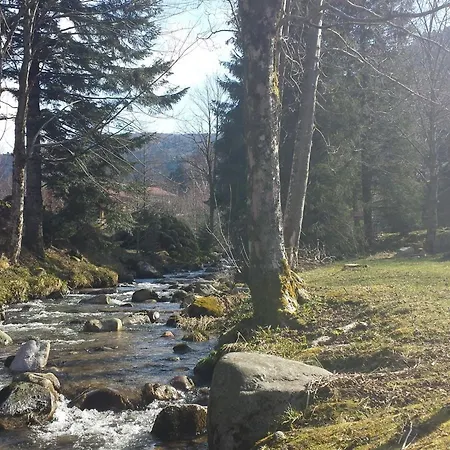 Casa de Campo Confortable, Proche Des Pistes De Ski, Avec Jardin, Terrasses Couvertes Et Wi-fi à - Fr-1-589-86 *