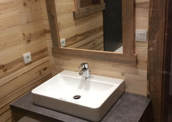 Confortable, Proche Des Pistes De Ski, Avec Jardin, Terrasses Couvertes Et Wi-fi A - Fr-1-589-86 Prázdninový dům